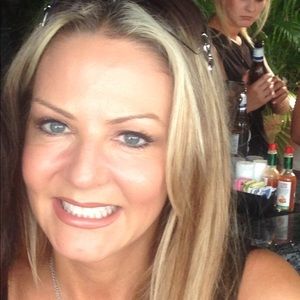 Meet your Posher, Rose